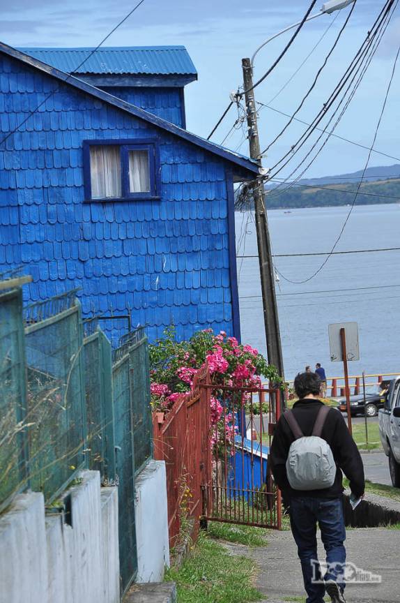 Caminhando pelas ruas de Ancud, na ilha de Chiloé, no sul do Chile